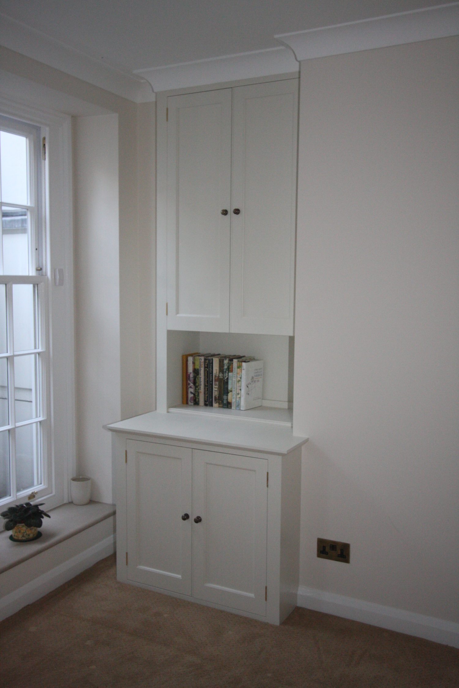 Alcove Cabinet with Enclosed Top Doors Leaving Curtain Pocket