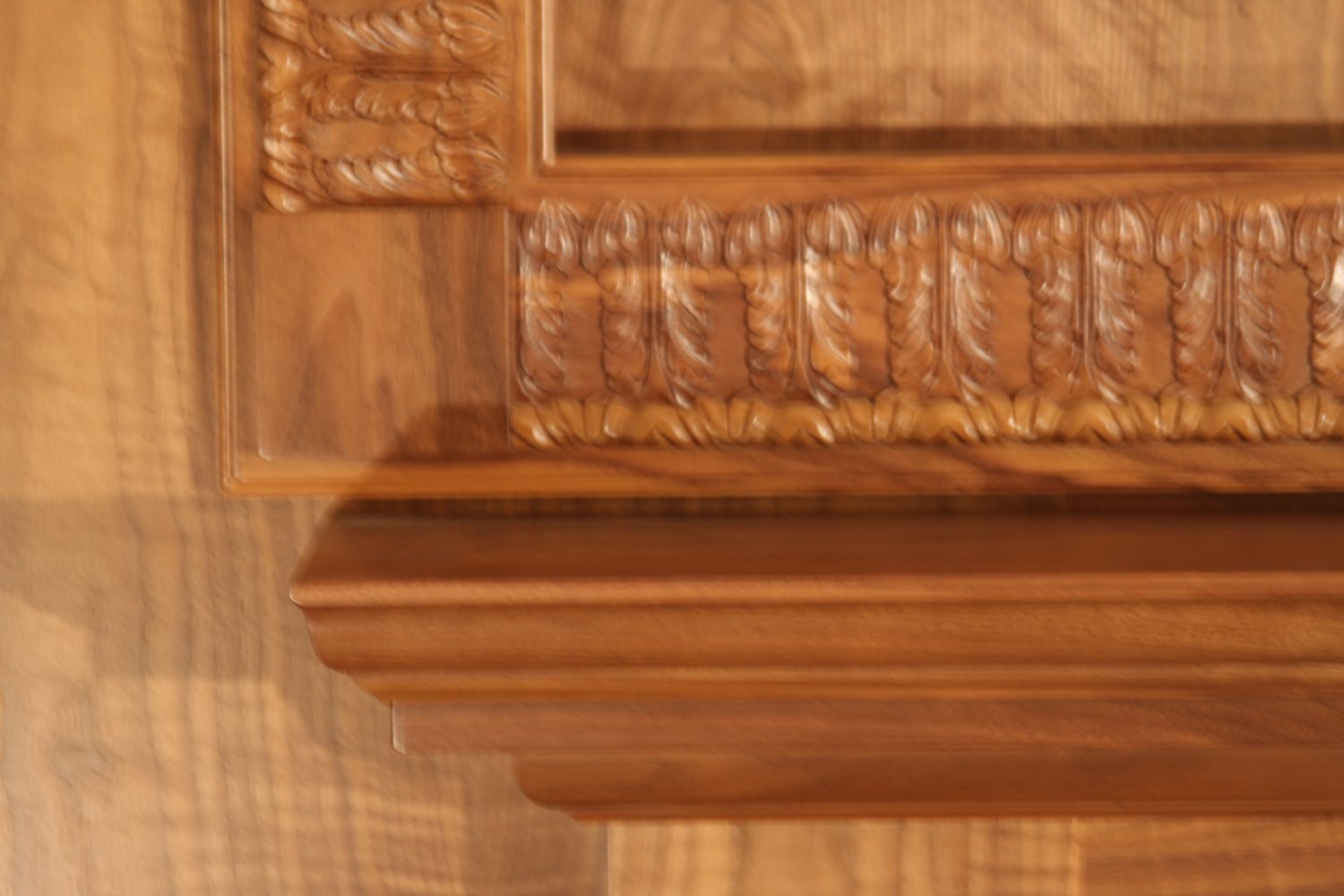 Fireplace Mantel with Acanthus Moulding above